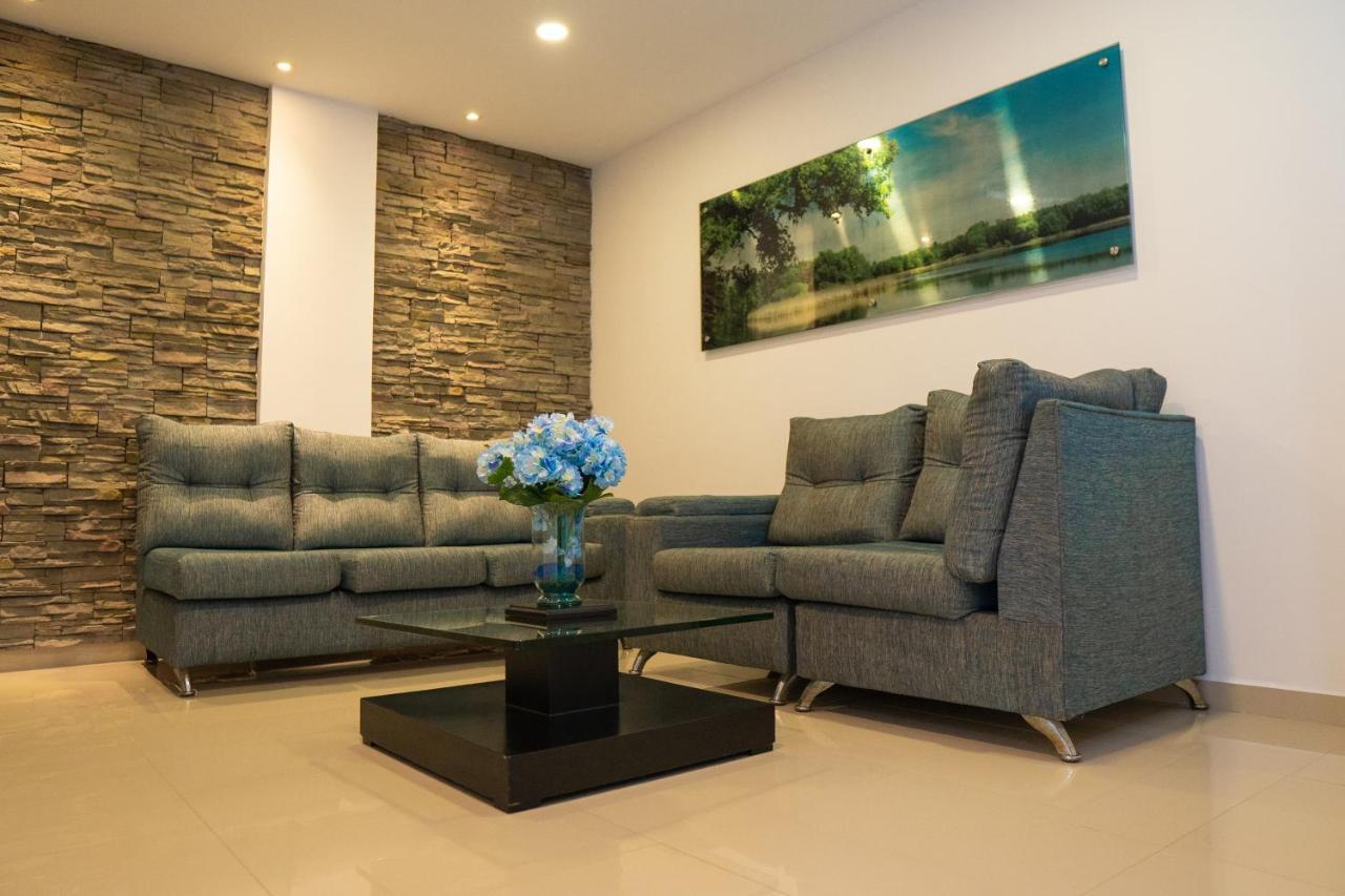 Hotel San Gabriel Barrancabermeja Zewnętrze zdjęcie